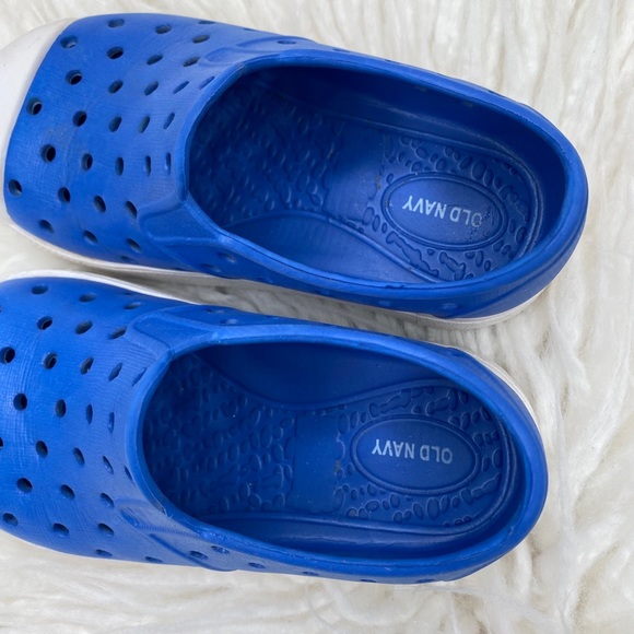 Kids Old Navy Shoes - Picture 5 of 9